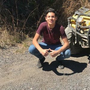 Meet your Posher, Adriel